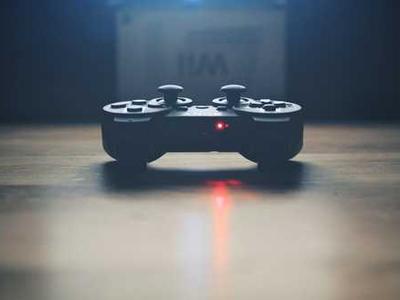 News Podcast: SelfPubCon Highlights Direct-to-Reader Trends, Spotify Launches New Audiobook Selects Platform